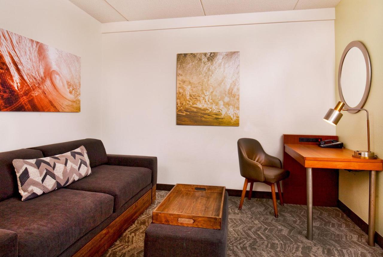 Springhill Suites Chesapeake Greenbrier Esterno foto