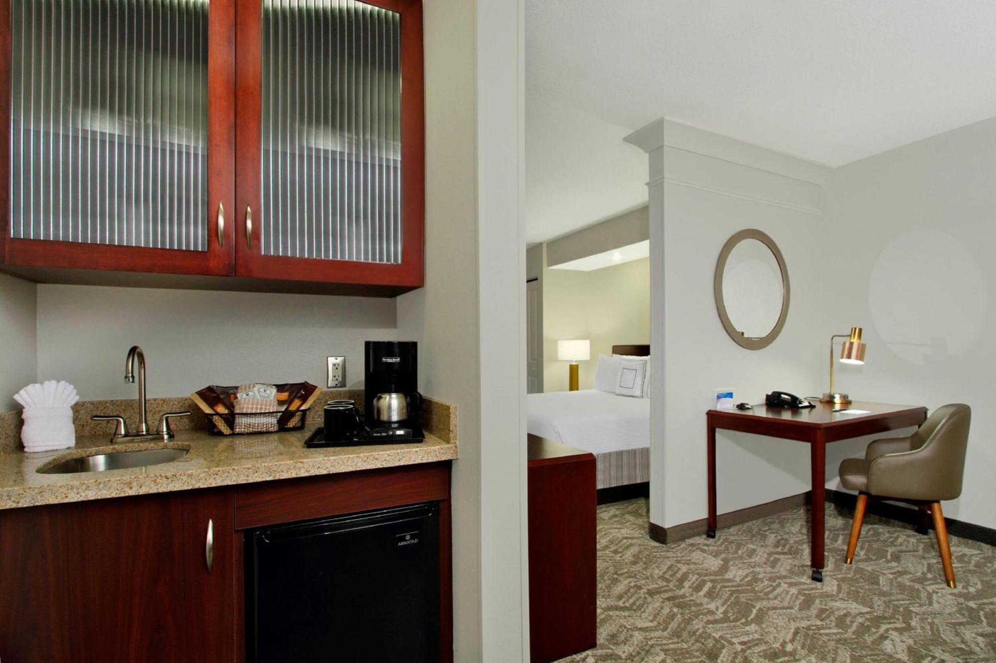Springhill Suites Chesapeake Greenbrier Esterno foto