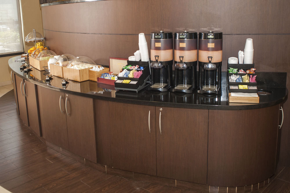 Springhill Suites Chesapeake Greenbrier Esterno foto
