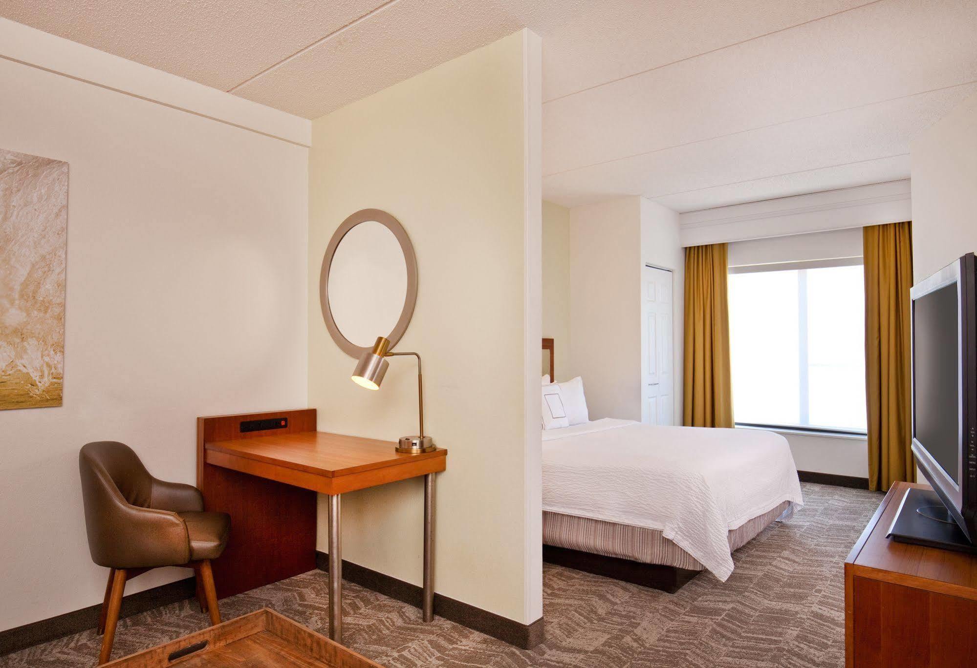Springhill Suites Chesapeake Greenbrier Esterno foto